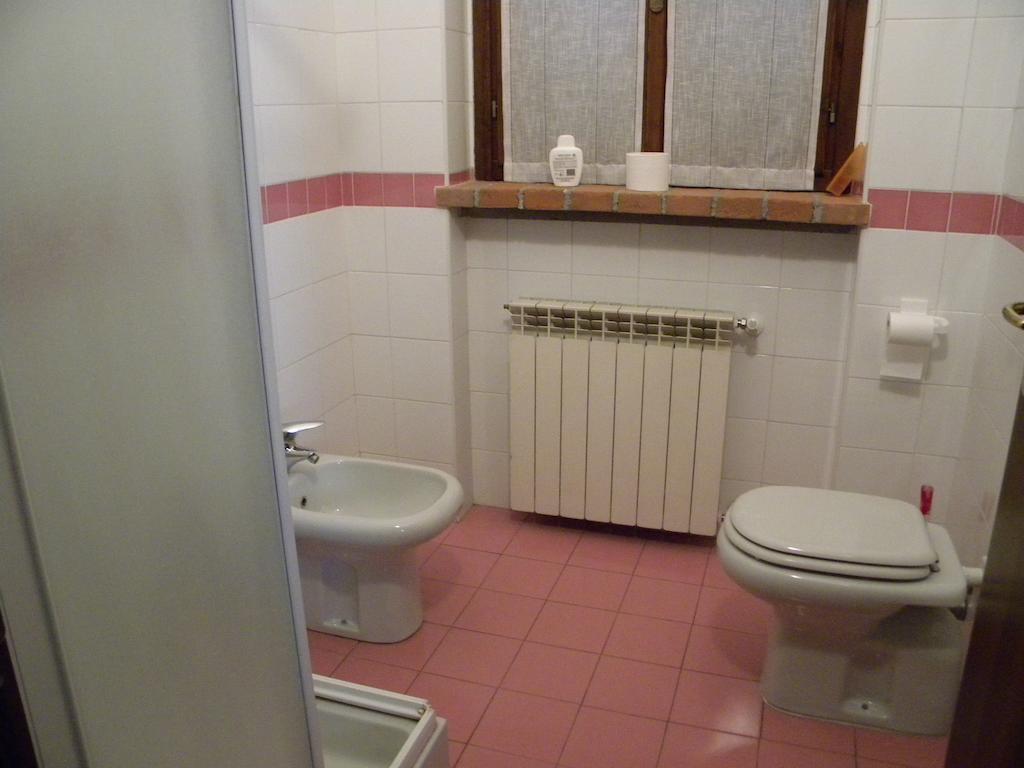 Le Petit Fleur Hotel Bareggio Quarto foto